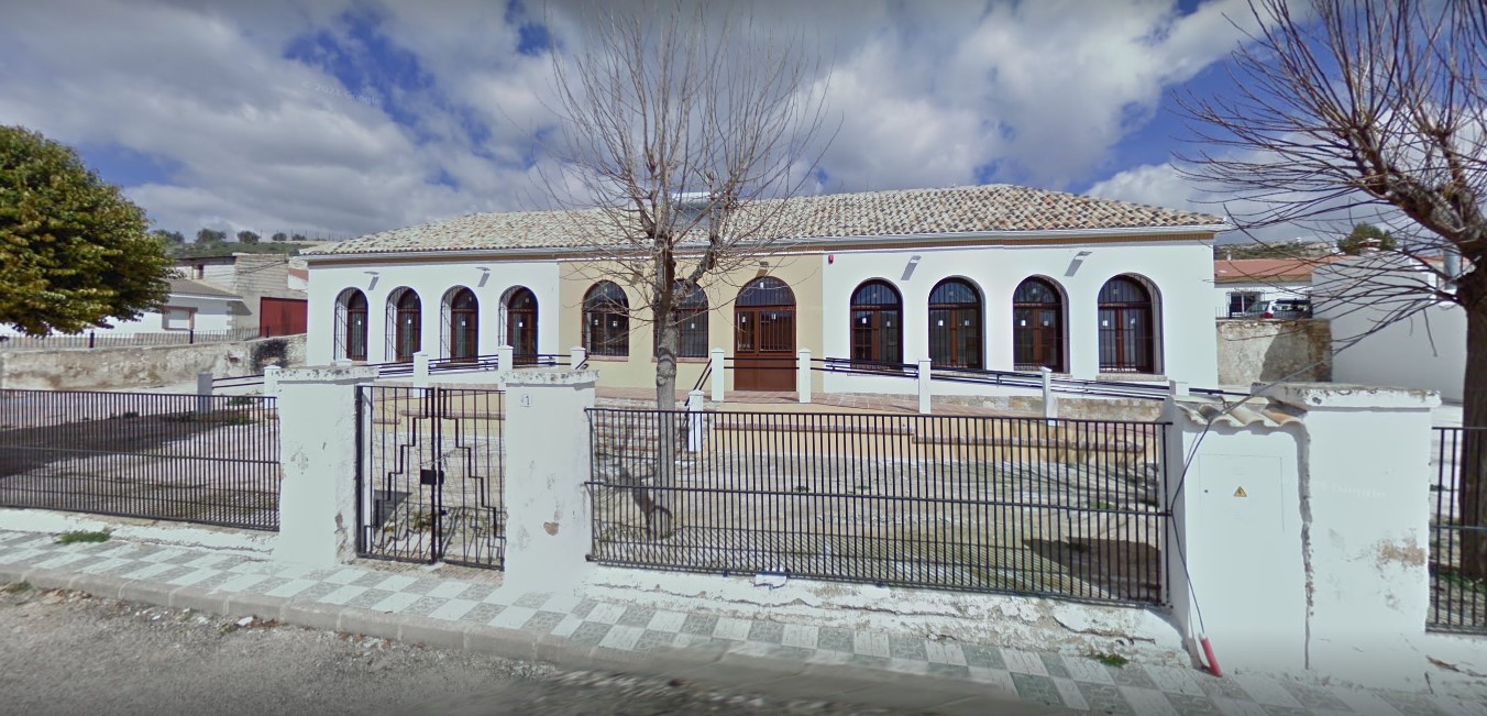 El colegio de Huélago se renueva para un futuro más brillante